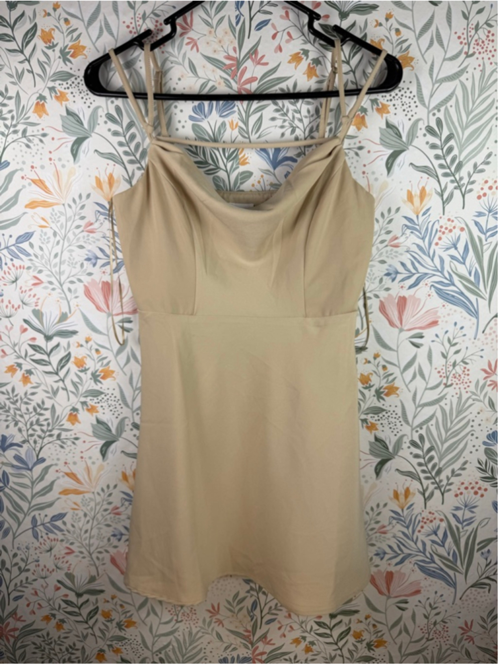 Le Lis Collection Cowl Neck Mini Dress Beige Neutral Spaghetti Strap Size Small